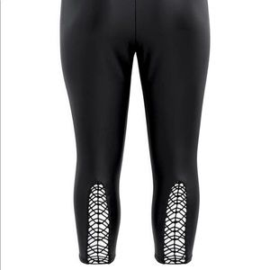 KNEE HIGH LEGGINGS TORRID size 18/20